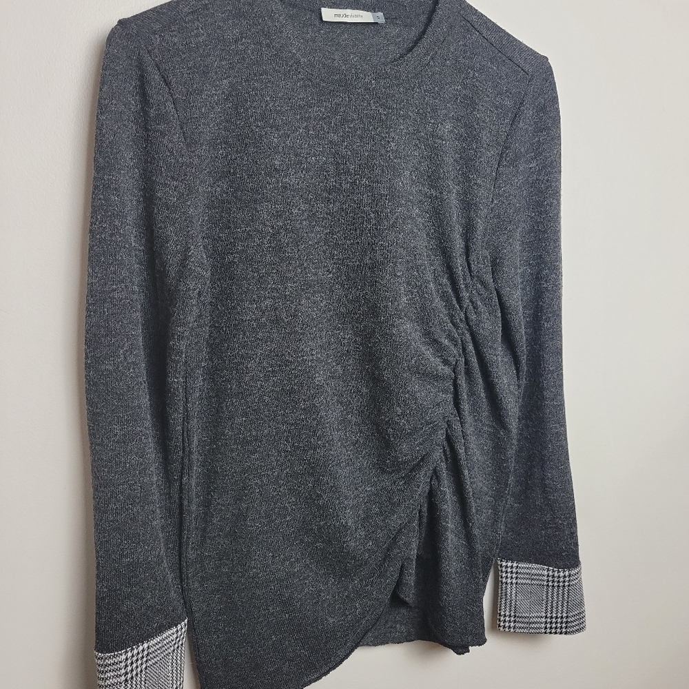 Maude Vivante Small Sweater Gray With Plaid Cuffs. - Picture 2 of 8